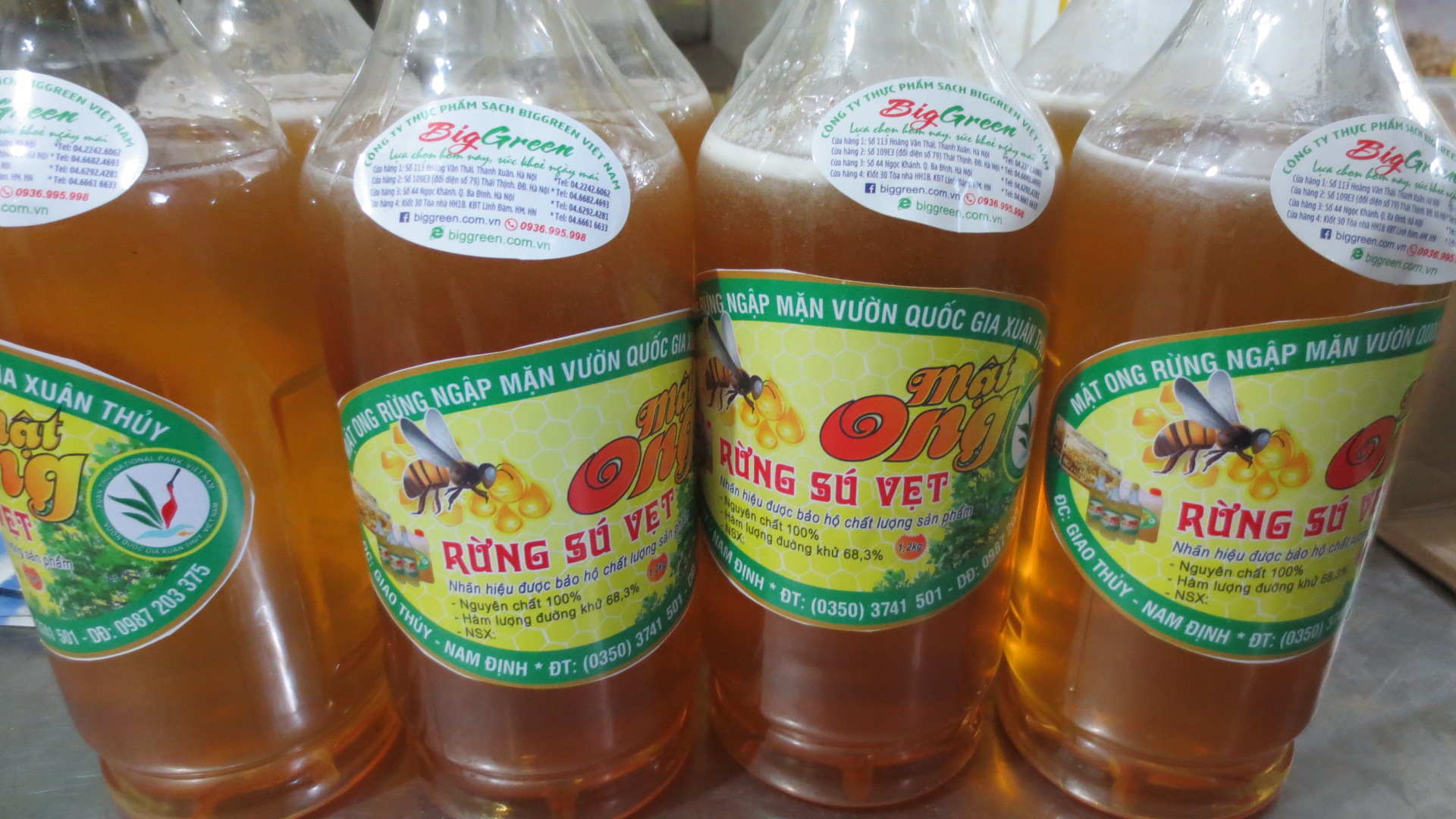 Mật ong hoa rừng Sú Vẹt 1,2kg